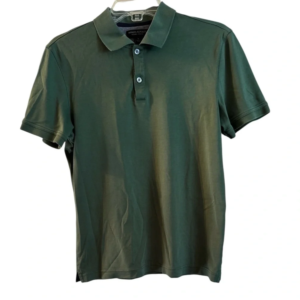 Banana Republic Men’s Green Polo Shirt